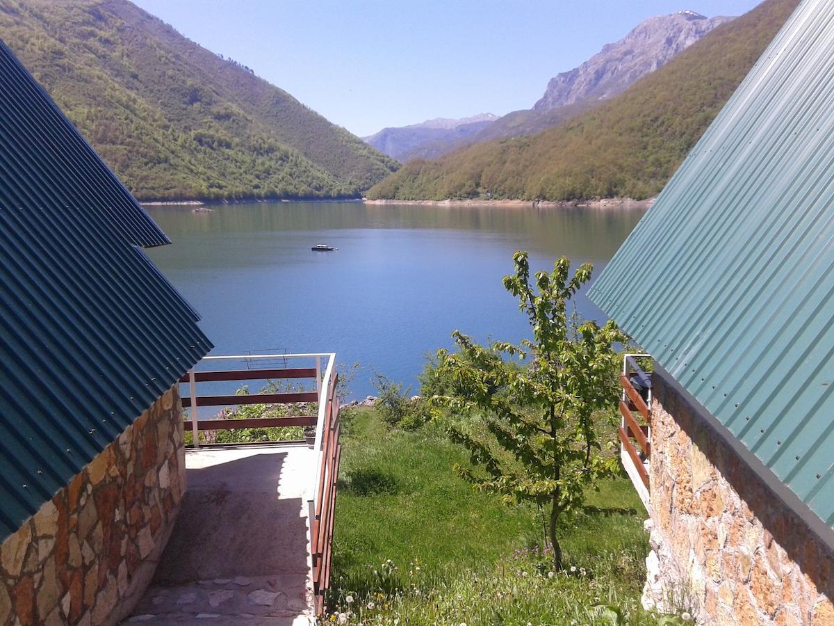 B&B Konak Плужине Экстерьер фото