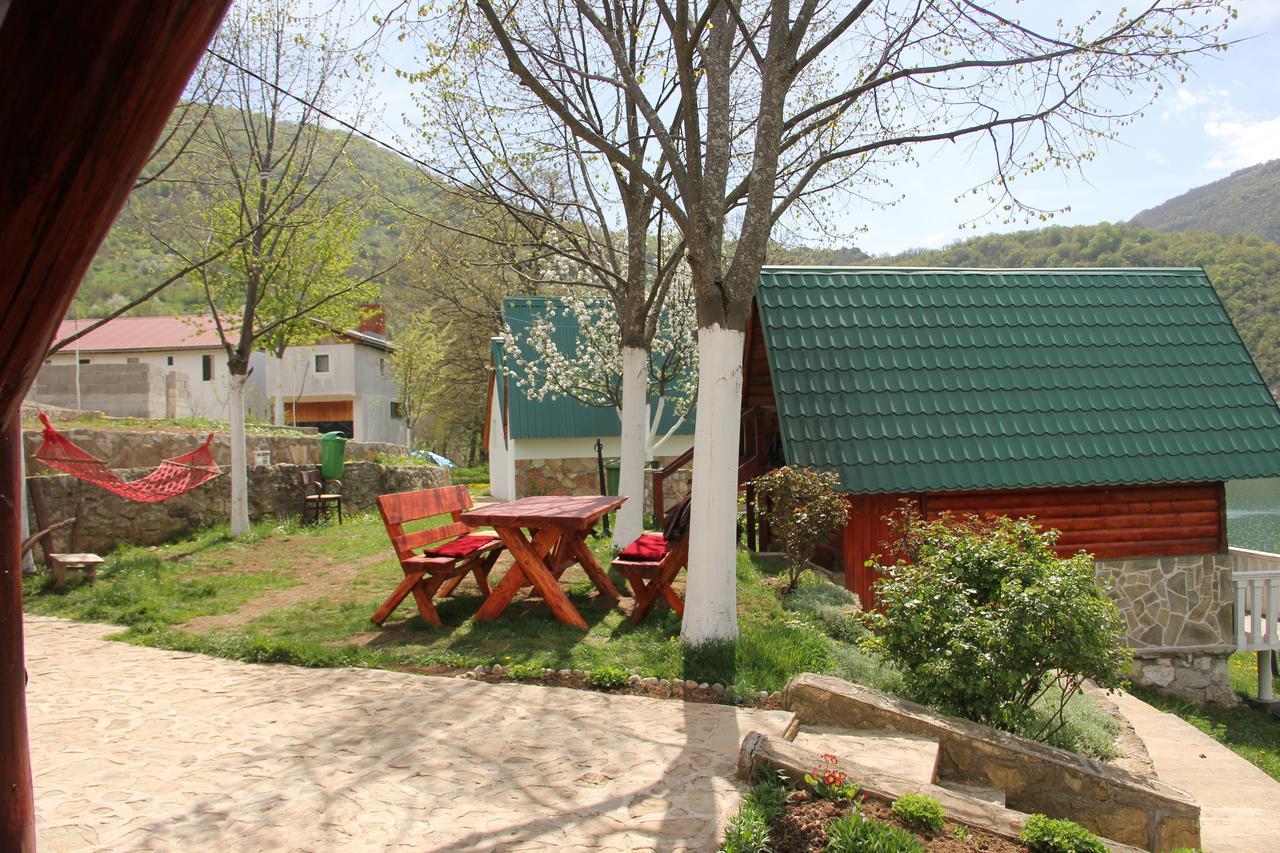 B&B Konak Плужине Экстерьер фото