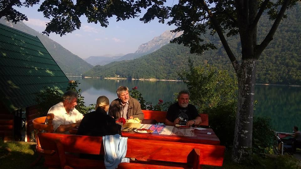 B&B Konak Плужине Экстерьер фото