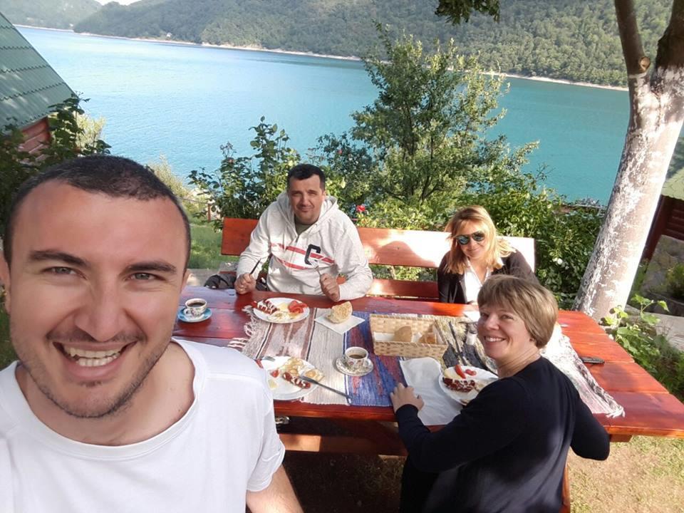 B&B Konak Плужине Экстерьер фото