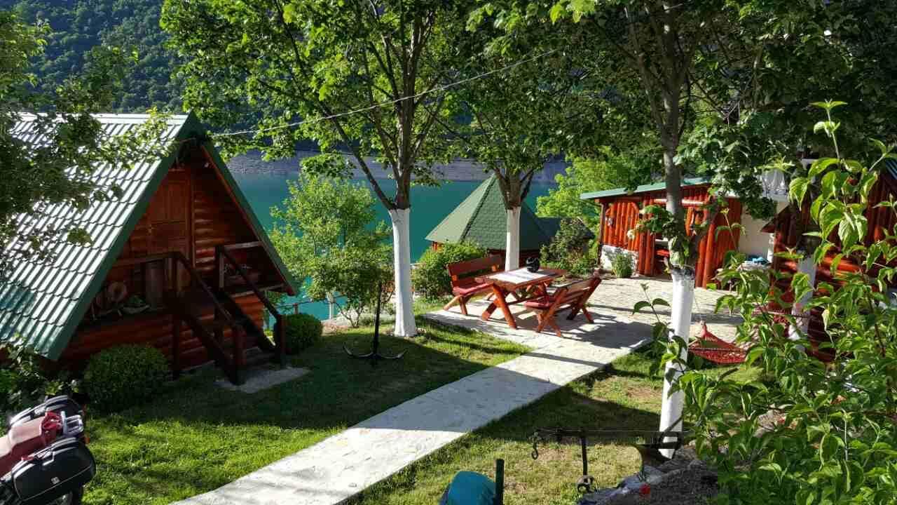 B&B Konak Плужине Экстерьер фото
