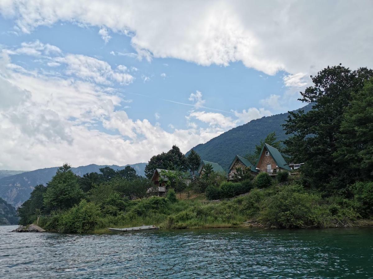 B&B Konak Плужине Экстерьер фото