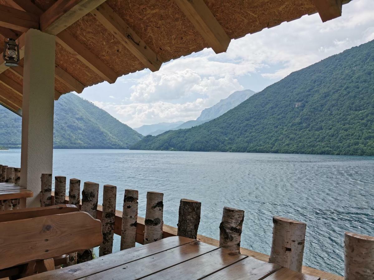 B&B Konak Плужине Экстерьер фото
