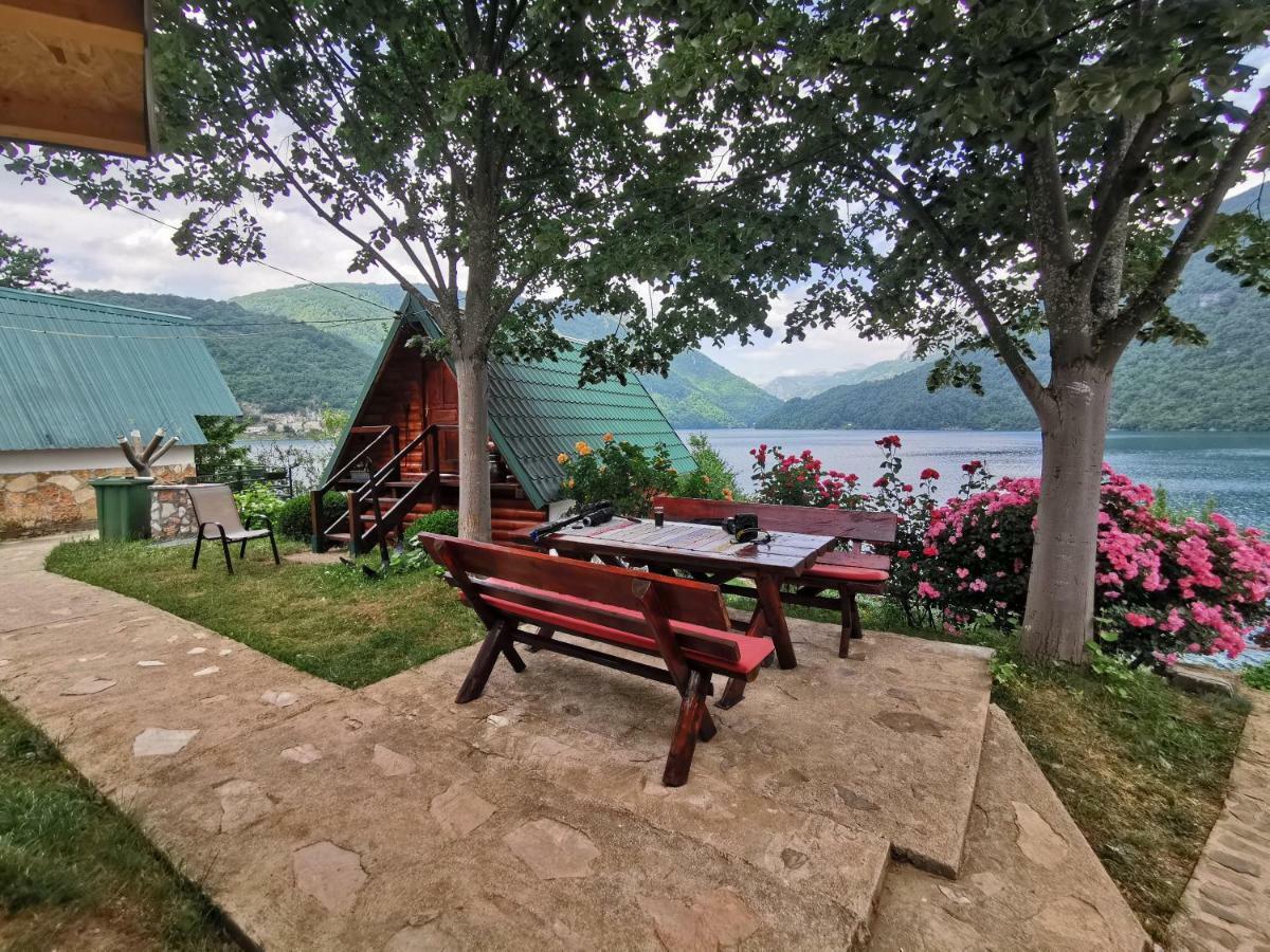 B&B Konak Плужине Экстерьер фото